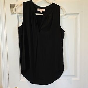 Black Sleeveless blouse